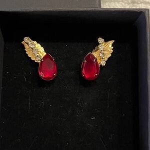 Vintage stud earrings